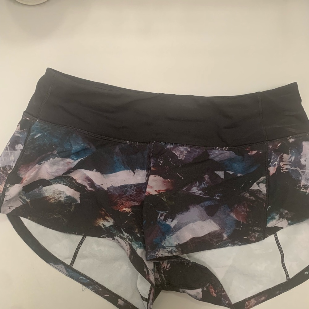 Lululemon Speed Up Shorts
